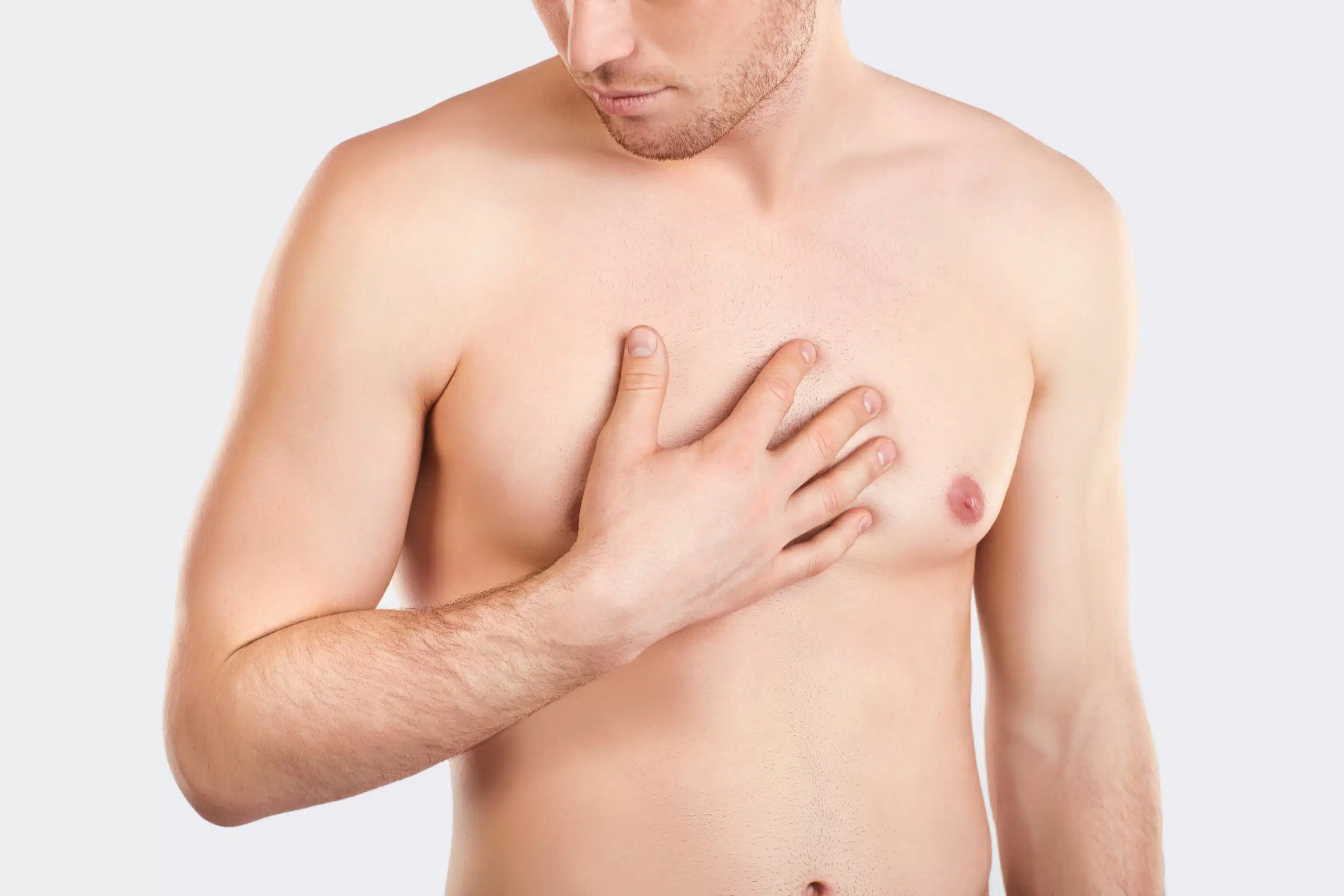 Poitrine chez l’homme : que faire ? | Institut du Sein | Paris
